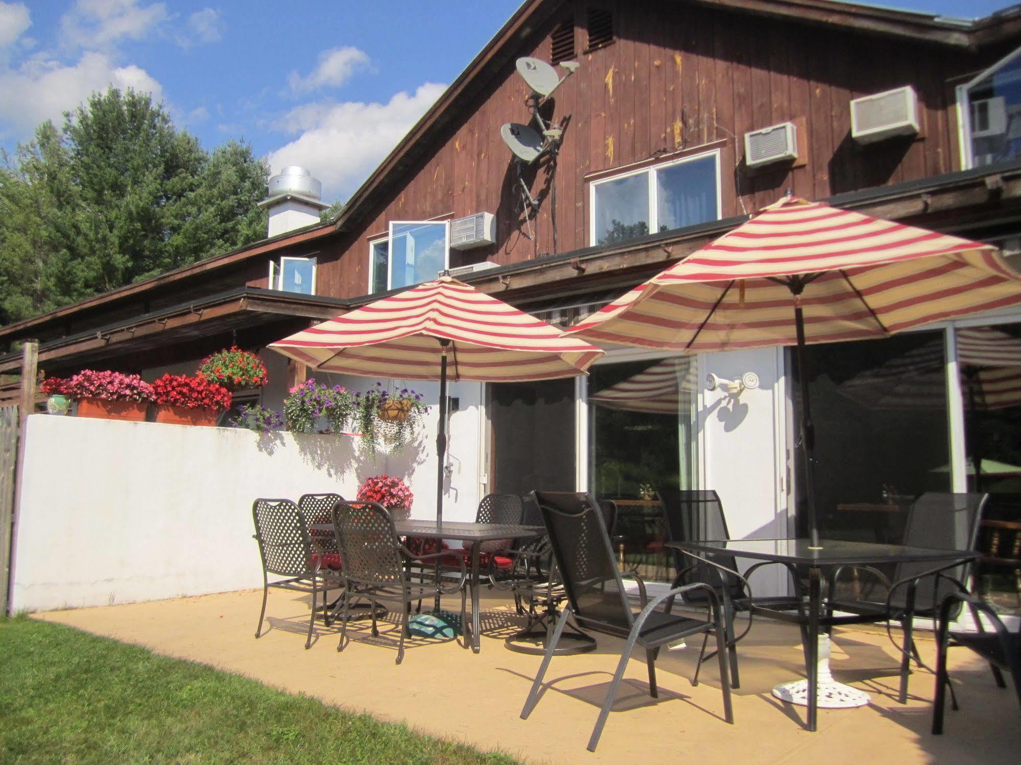 Olympia Lodge Manchester Center Екстериор снимка